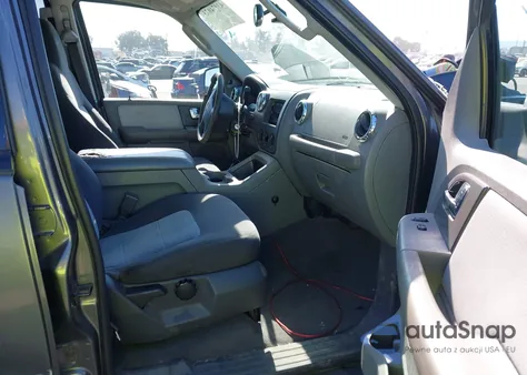 2005 Ford Expedition Xlt z USA, uszkodzony, nr VIN 1FMFU15545LA13229